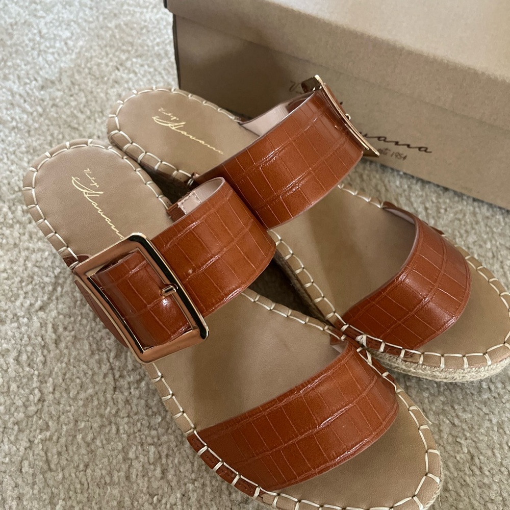 NEW Vintage Havana/ Robin Wedge Sandals Brown